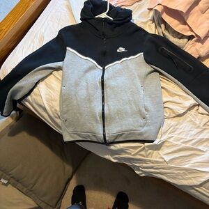 Nike Men's Performance Jacket in Black and Gray